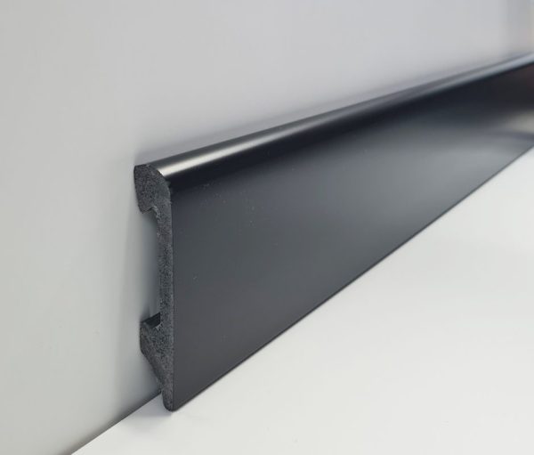 Zócalo Resistente al Agua Top Round Negro Azabache 14mm x 75mm x 2400mm x 20 unidades