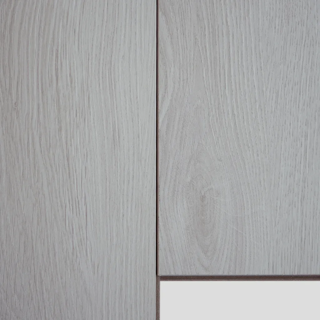 Piso Flotante Melamínico Waterproof Argento Oak 10mm con manta - Imagen 3
