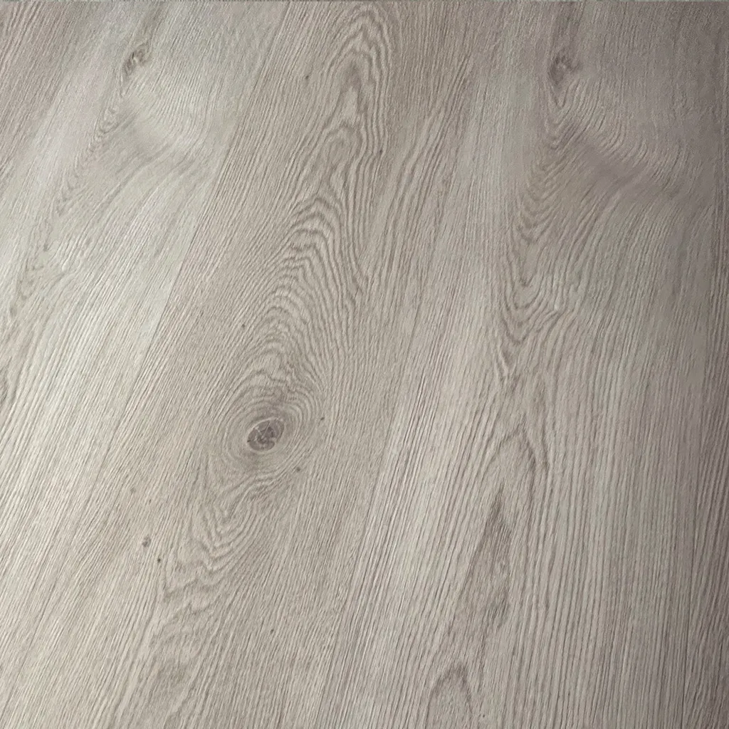 Piso Vinílico SPC Click Roble Siena 5mm con manta - Imagen 4